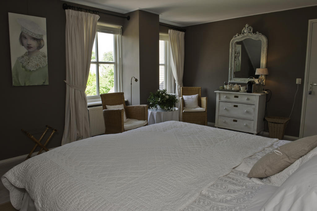 Bed&Breakfast Het Winterkoninkje Zuid-Scharwoude 객실 사진